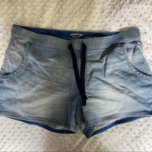 Levi’s Lounge Shorts